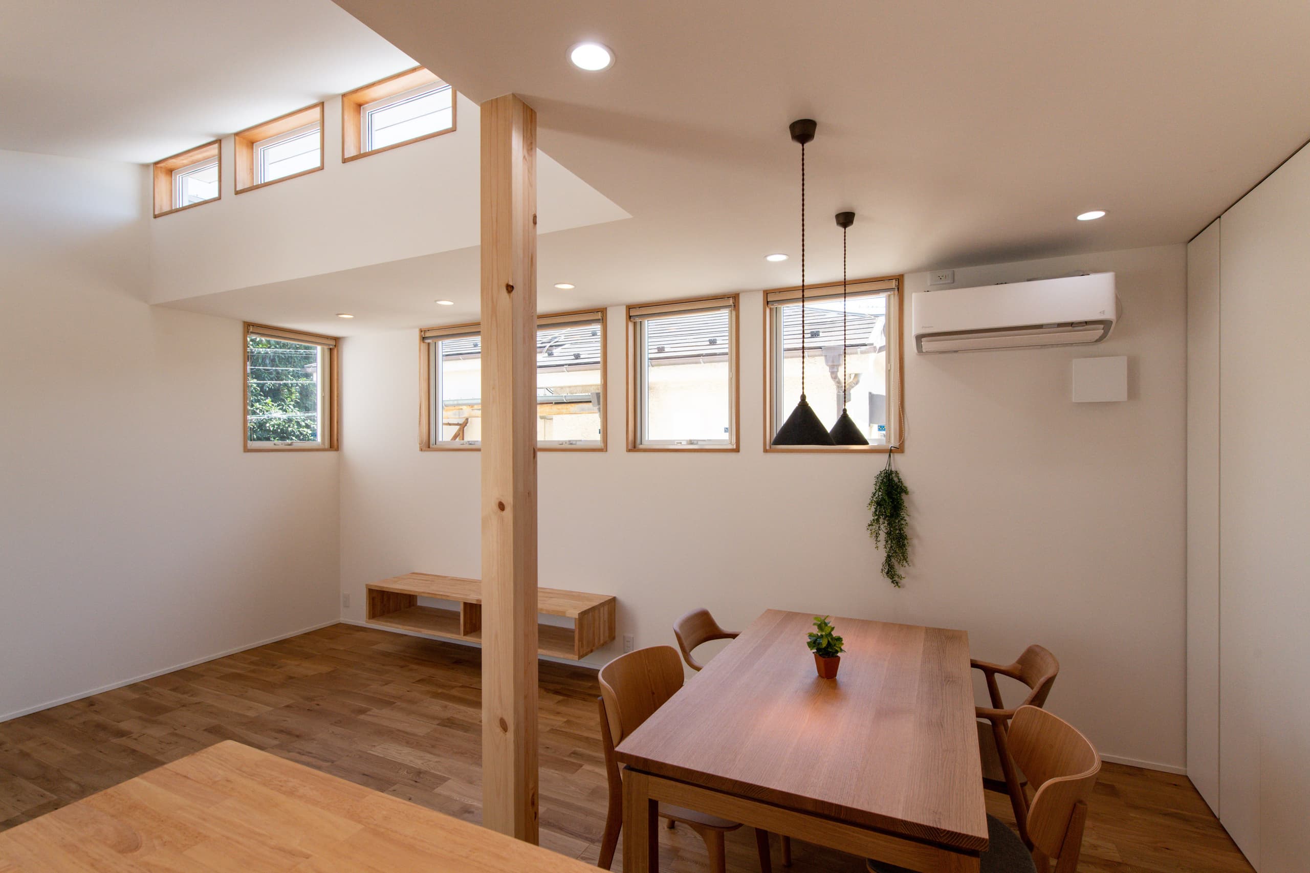 mhouse-7.jpg